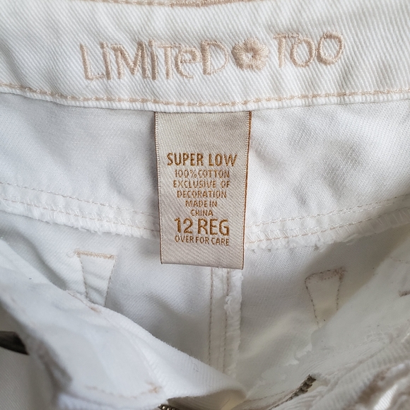 Limited Too White Denim Embroidered Cuffed Capri Pants - Picture 2 of 16
